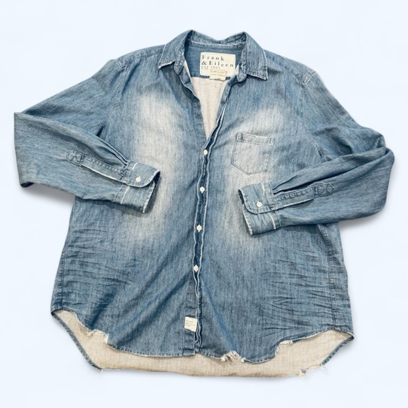 Frank & Eileen - Eileen Denim Button Down in Distressed Vintage Wash Size M - Picture 3 of 10